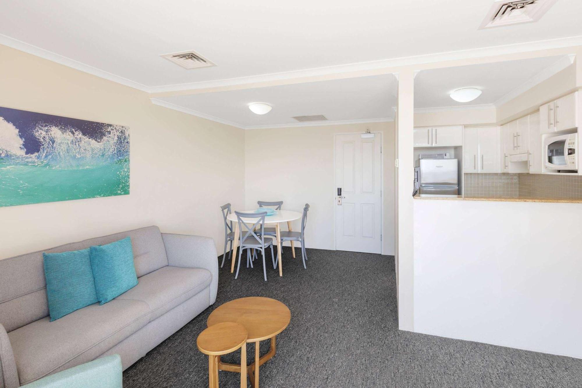 Ramada Resort By Wyndham Shoal Bay Bagian luar foto